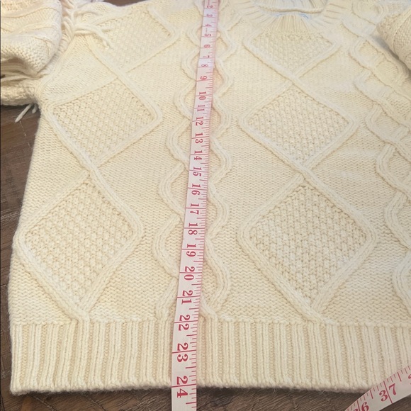 American Eagle Outfitters Cream Cable Knit Sweater - Picture 12 of 13